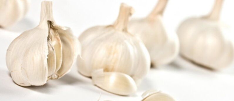Garlic is a male health product that enhances potency