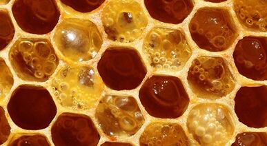Consumption of honey to increase the effectiveness